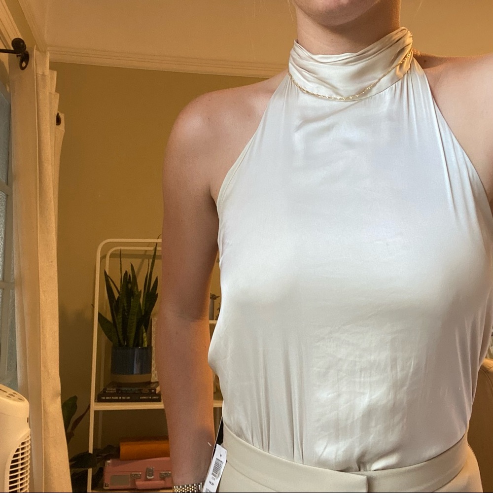 High neck backless blouse